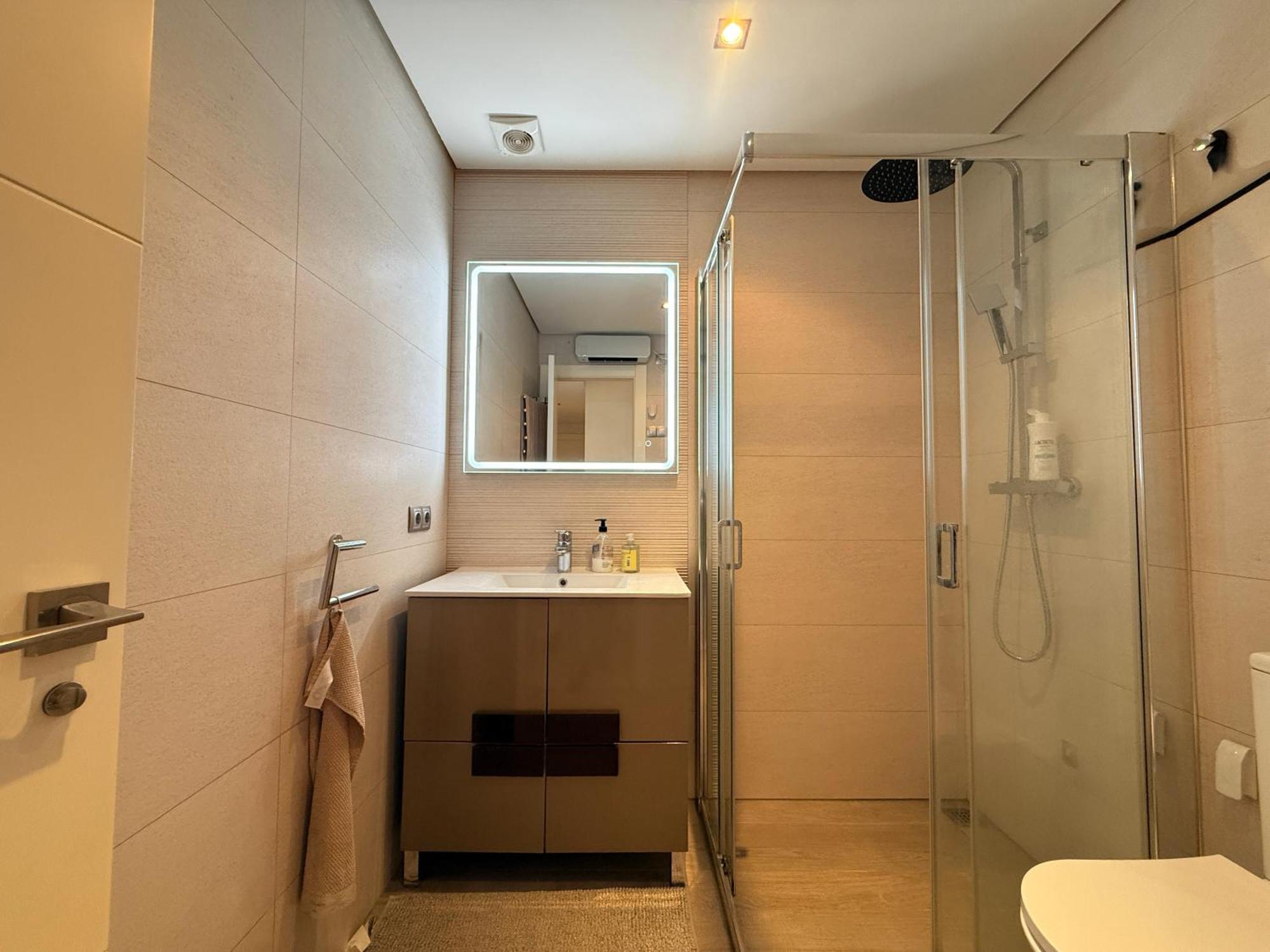 Apartamento Harbor Light Getaway - Eaw Homes