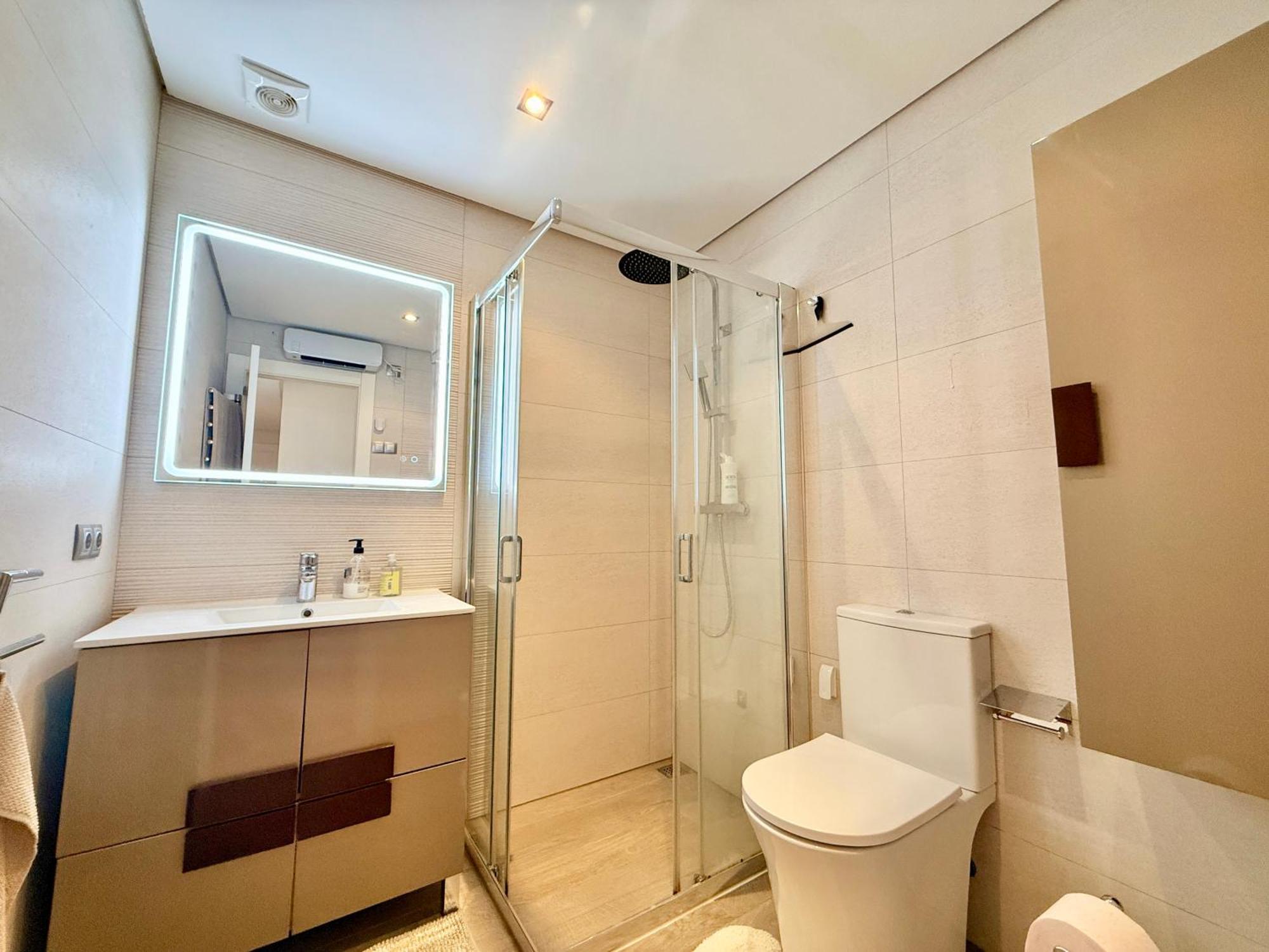 Apartamento Harbor Light Getaway - Eaw Homes *