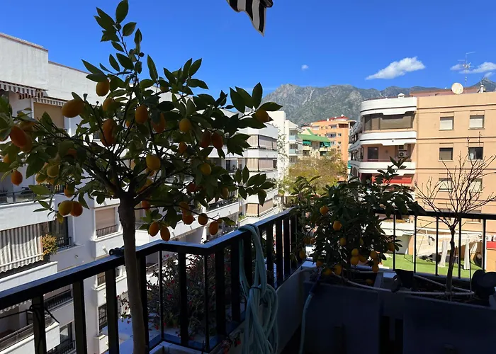 Harbor Light Marbella Getaway - Eaw Homes